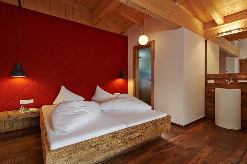 Alpendiamond Ski In & Bike Out Apartments Top 200, 400 & Penthouse 600 Solden Room photo